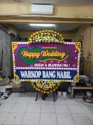 Papan Bunga di Holiday Inn Gajah Mada