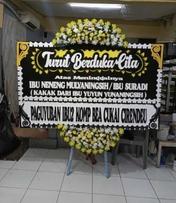 Papan Bunga di Holiday Inn Gajah Mada